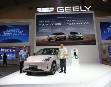 Geely Tampil Perdana di GJAW 2025, Resmi Buka Program Pre-Book Geely EX2